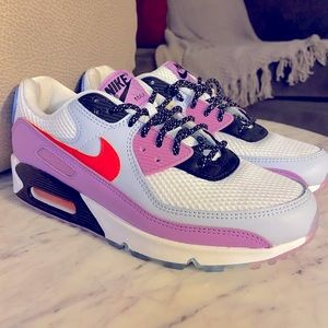 Women’s Nike Air Max Size 8